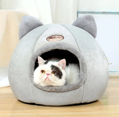 Fully Enclosed Warm Cat Nest